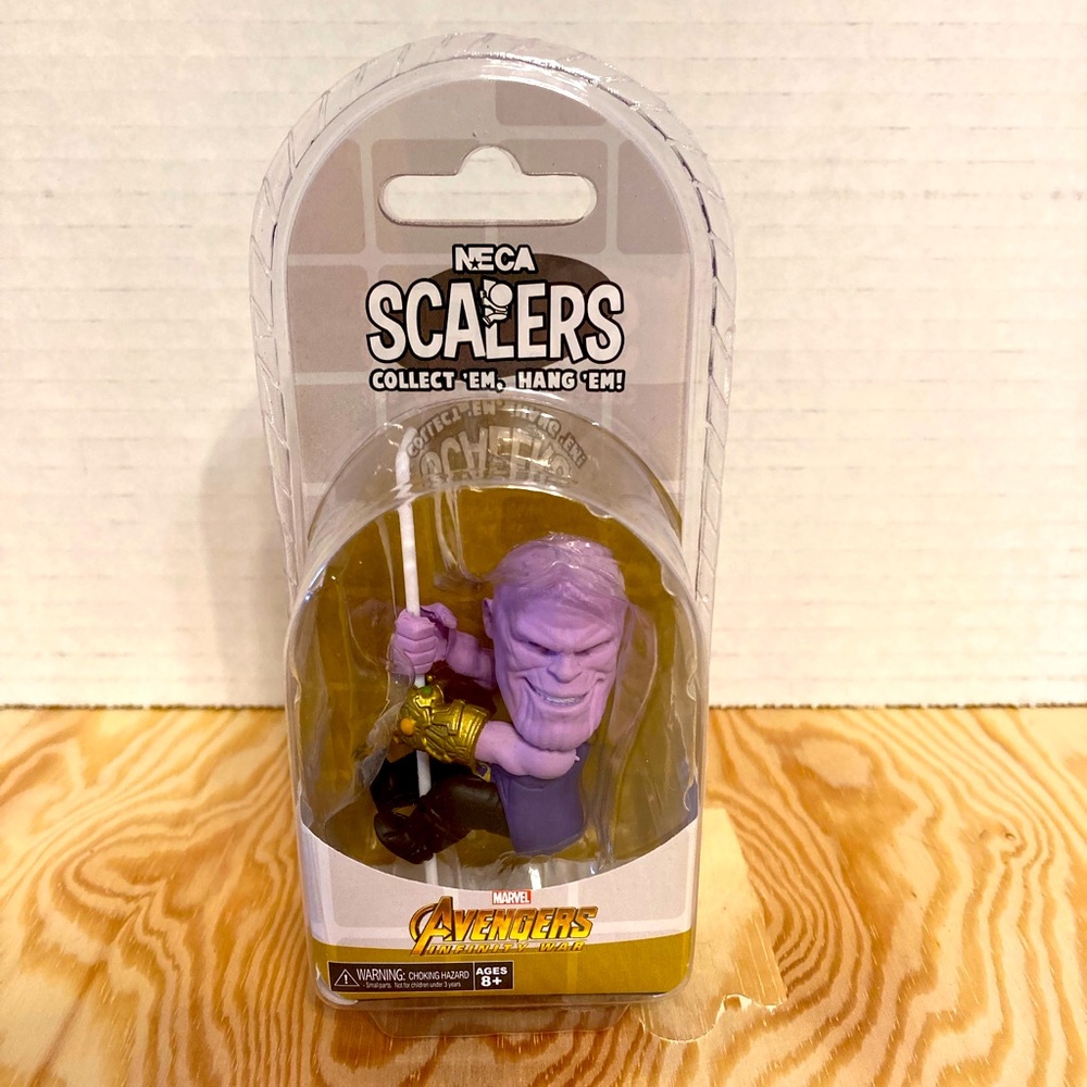 NECA Scaler-Thanos Avengers Infinity War